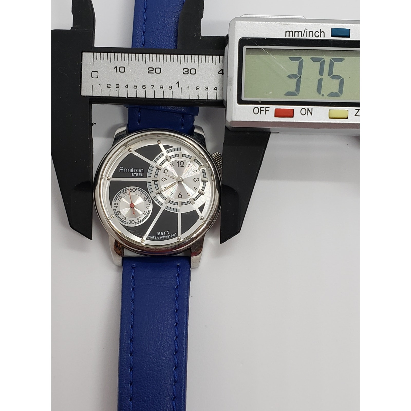 Armitron Steel men’s watch. Silver multi function face. 20/4183 Working watch