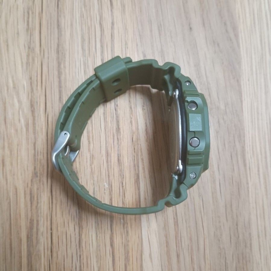 CASIO G SHOCK DW 5600M Casio khaki