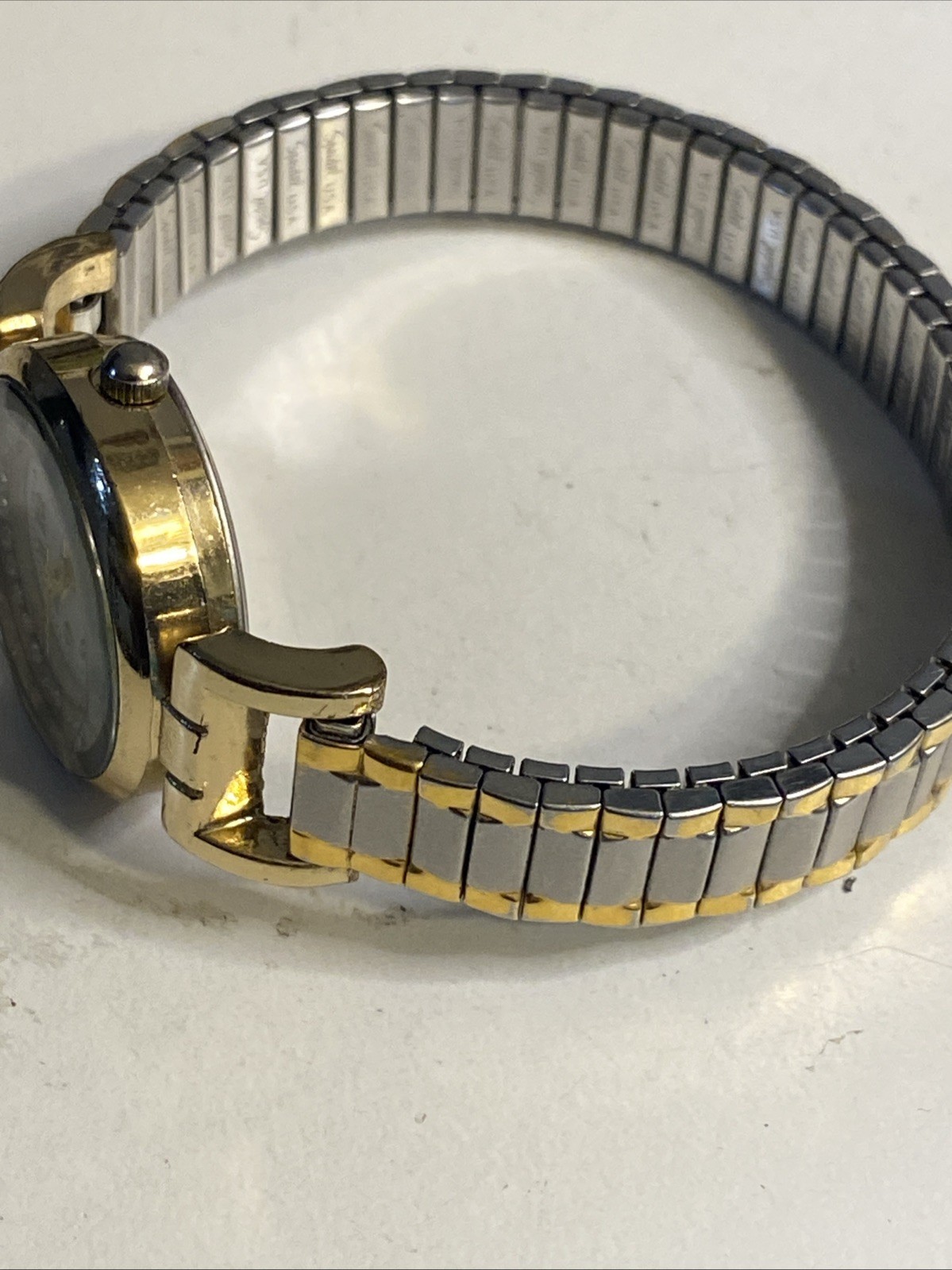 Unbranded Quartz Watch with Diamond Like Bezel Flex Band New Battery