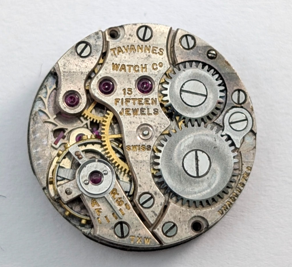 Vintage TAVANNES 15 Jewels Petite Ladies 17mm Swiss Watch Movement PARTS REPAIR