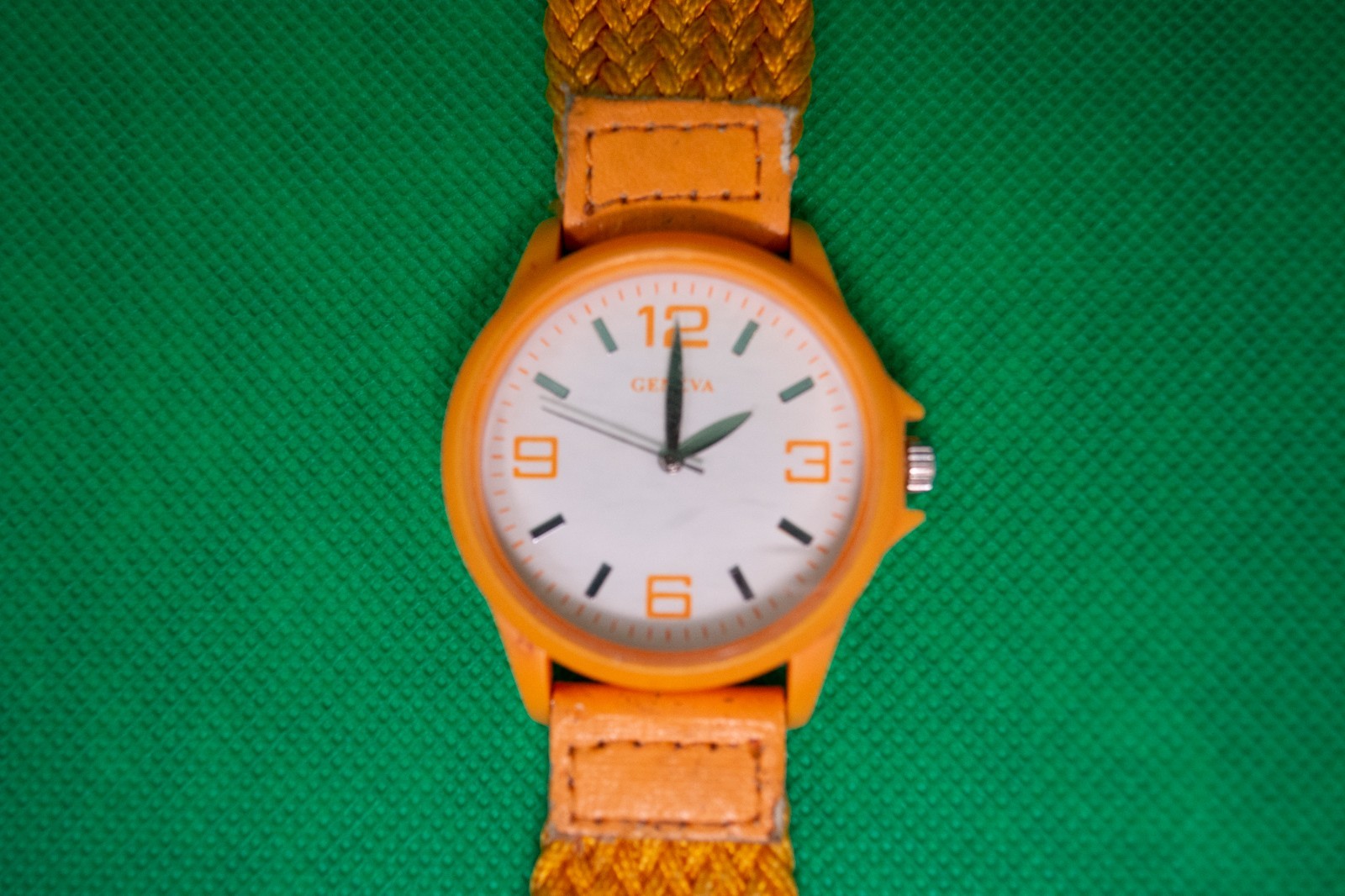 Orange Geneva Quartz Watch – Round Case – Woven Band – Working