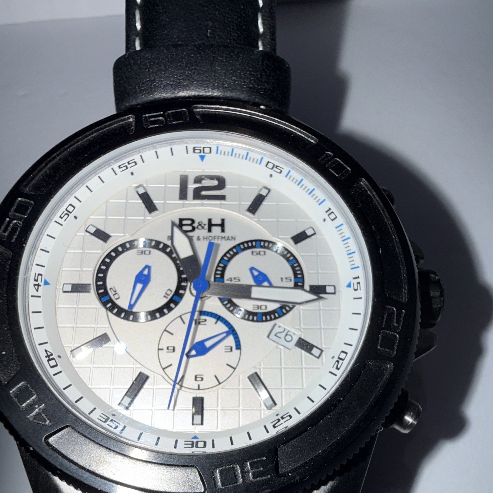 B&H Men’s Quartz Chronograph Wristwatch Date, White Dial, Black Leather Band