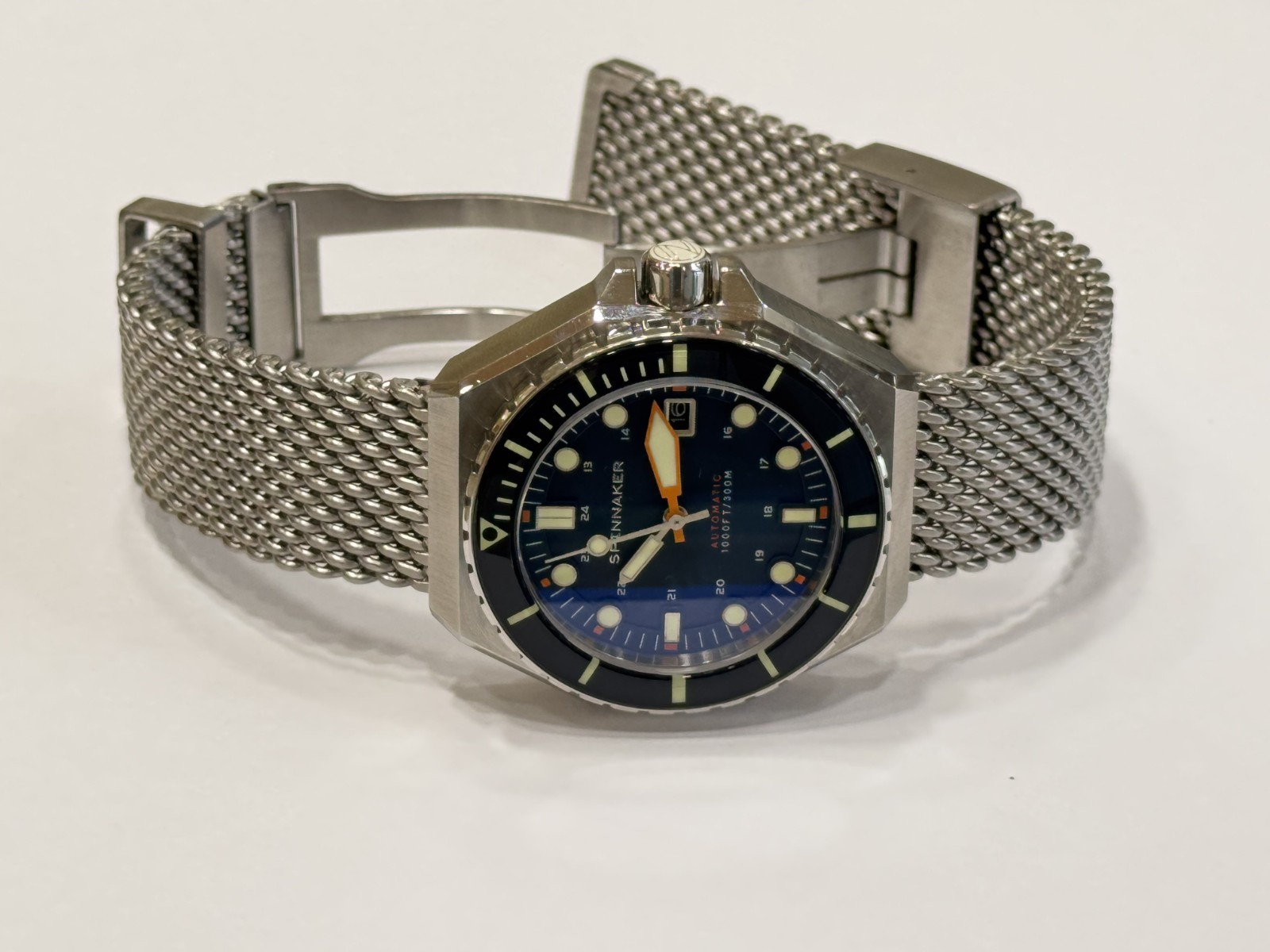 Spinnaker Watch Automatic Date 1000FT/300M Mens 46.5mm Blue Dial Sapphire Glass