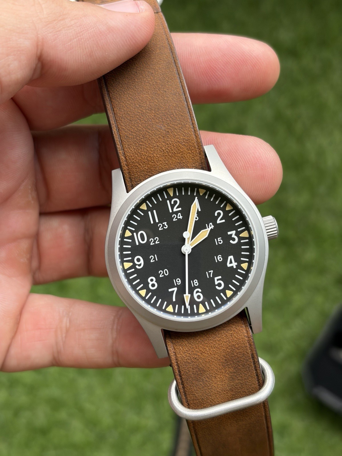 Retro Military VH31 Quartz Watch 37mm Sapphire 100m + 2 Straps (NATO & Leather)