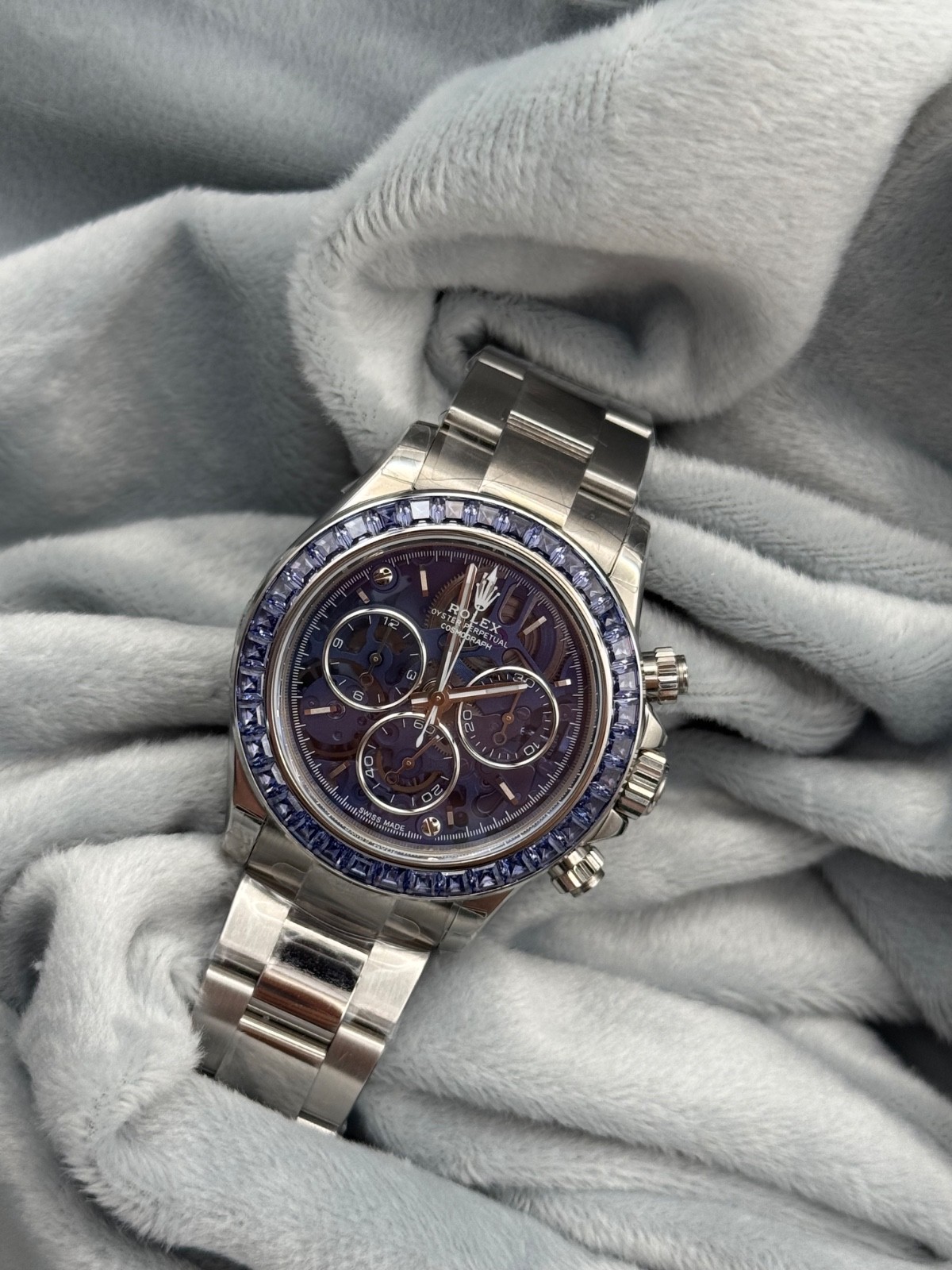 Mens luxury watch chronograph