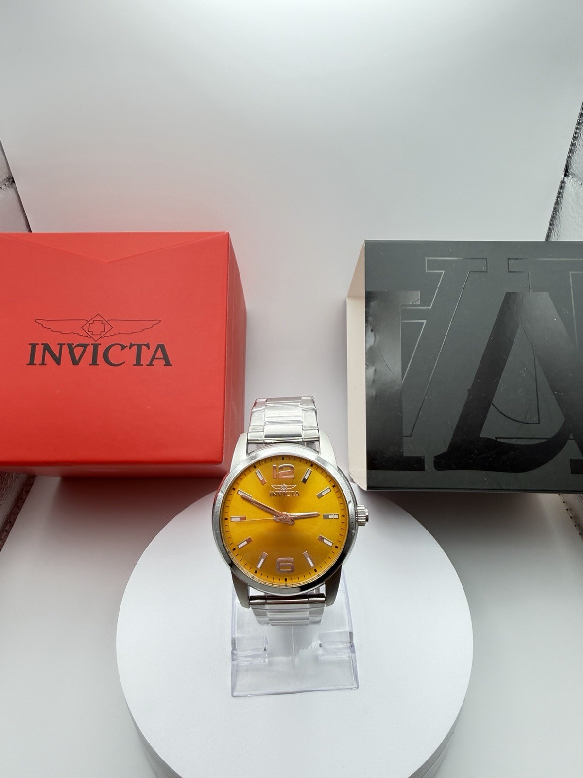 48493 Invicta