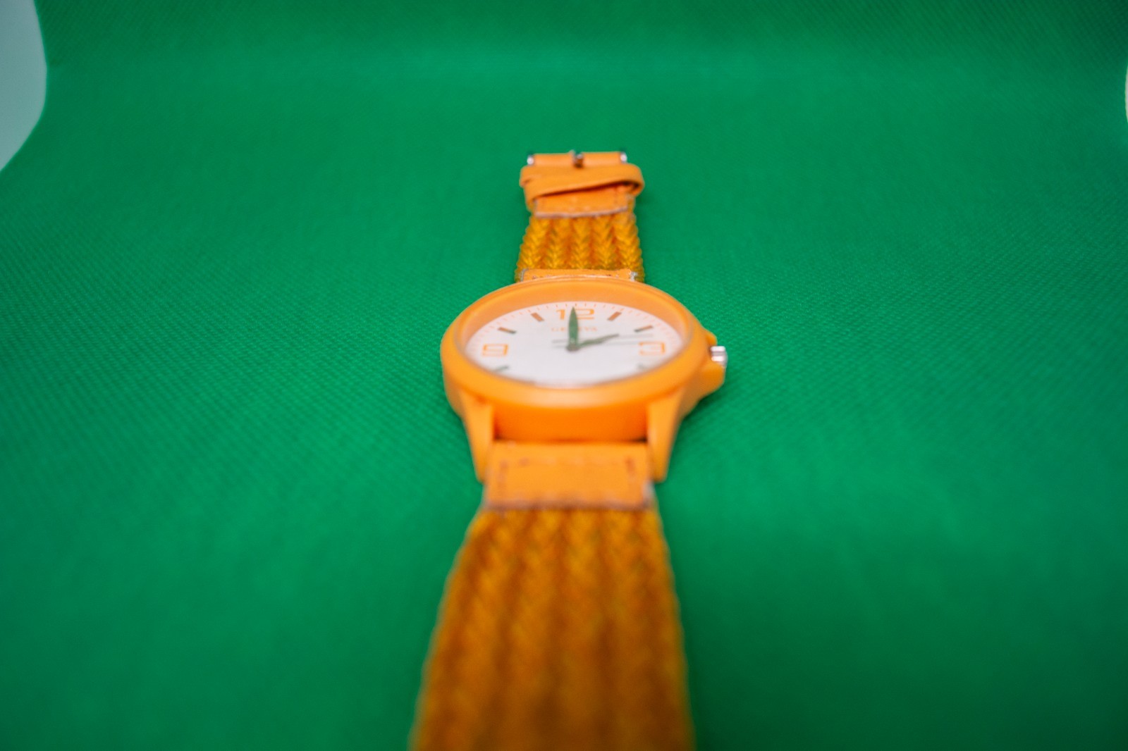 Orange Geneva Quartz Watch – Round Case – Woven Band – Working