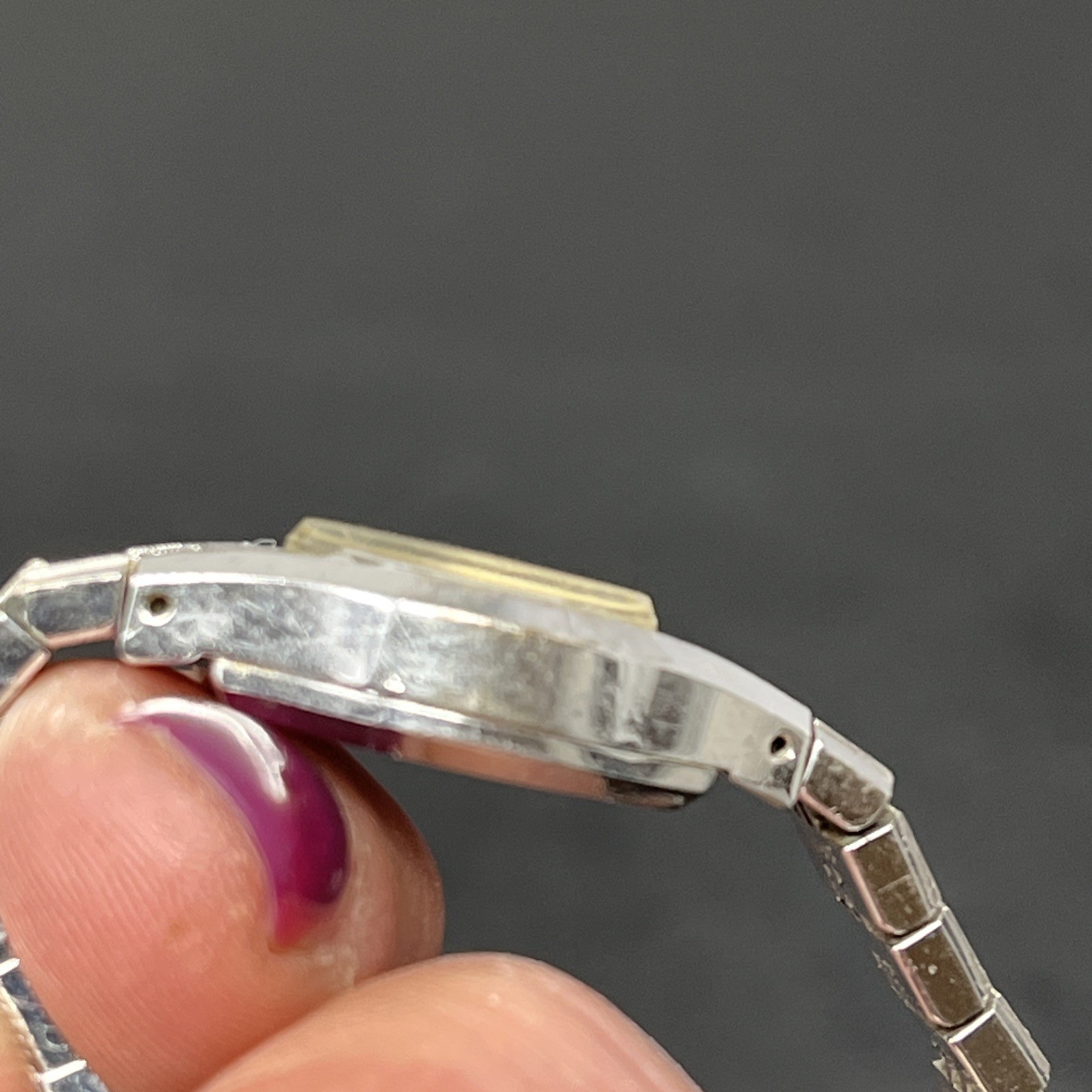 Vintage Seiko Womens Watch 17mm White Dial Silver Tone 11-0639 Manual Wind