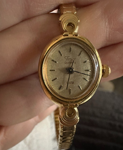 timex womens watch vintage gold tone, stretch band water resistant