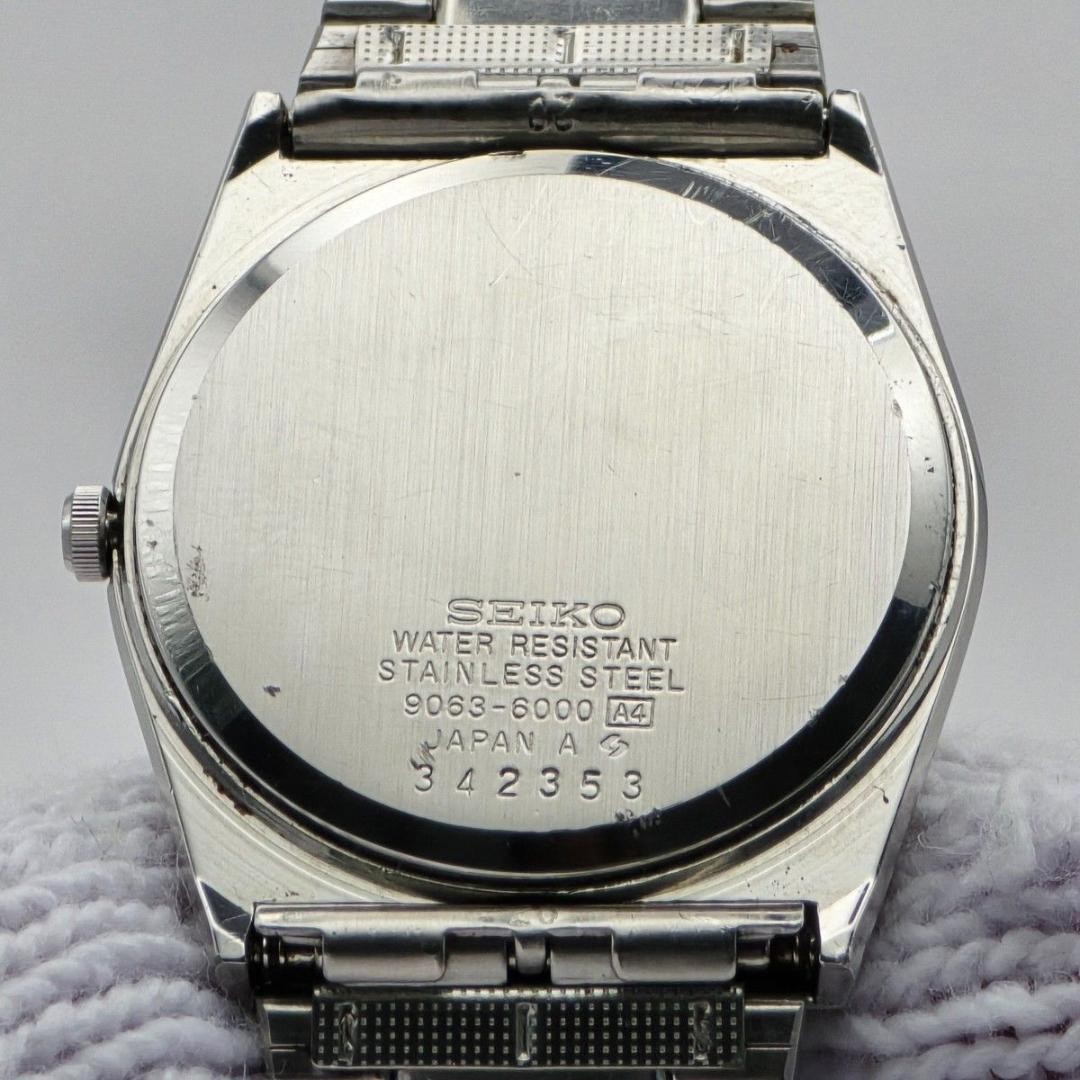 Seiko 9063-6000 Quartz Silver Dial 31.9 mm Men Preowned Analog Wristwatch Japan