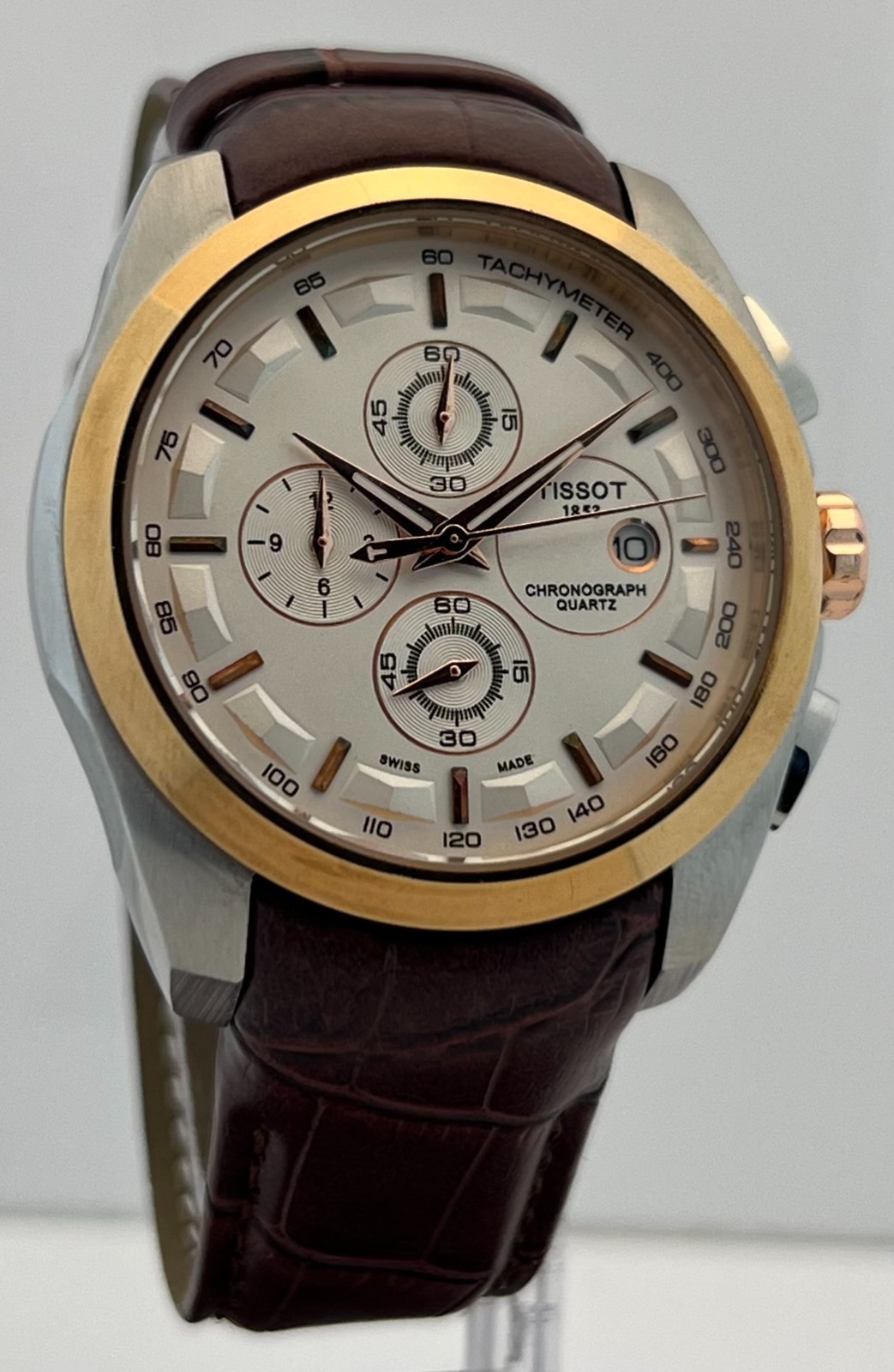 Premium Men’s Chronograph Date White Dial Quartz Working Condition Wristwatch