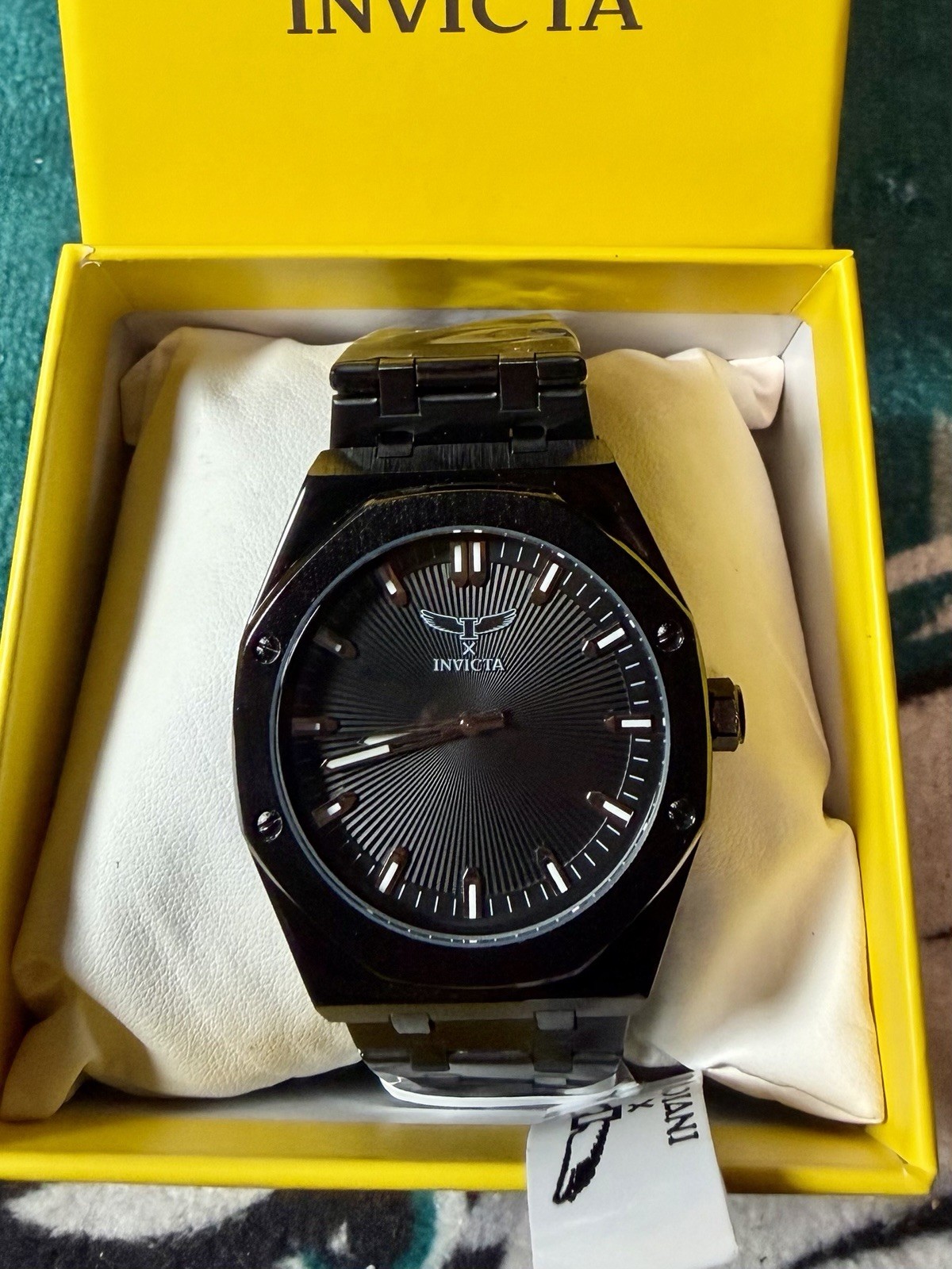 Invicta Men’s Octagon Black Sunburst Dial blacked out bracelet! HOT 🔥🔥🔥
