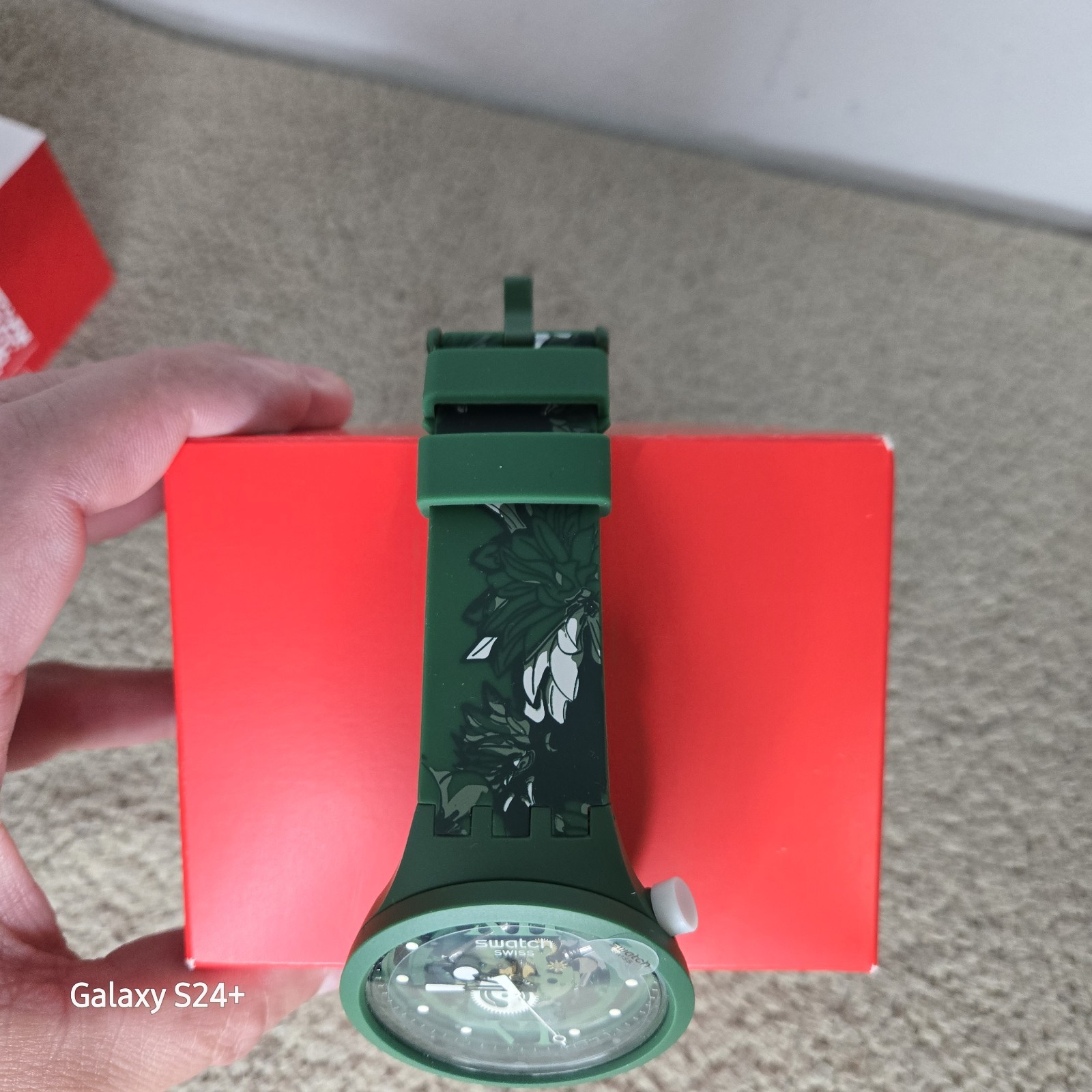 NEW Never Worn Swatch Special 2022 Big Bold SB05G104 Camo flower green Watch