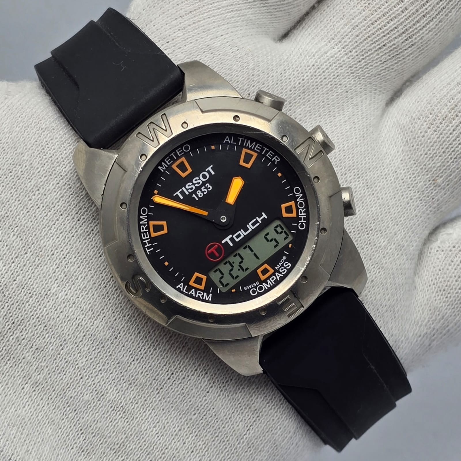 Tissot T-Touch Titanium 252/352 Touchscreen Sapphire Swiss Alarm Compass Watch