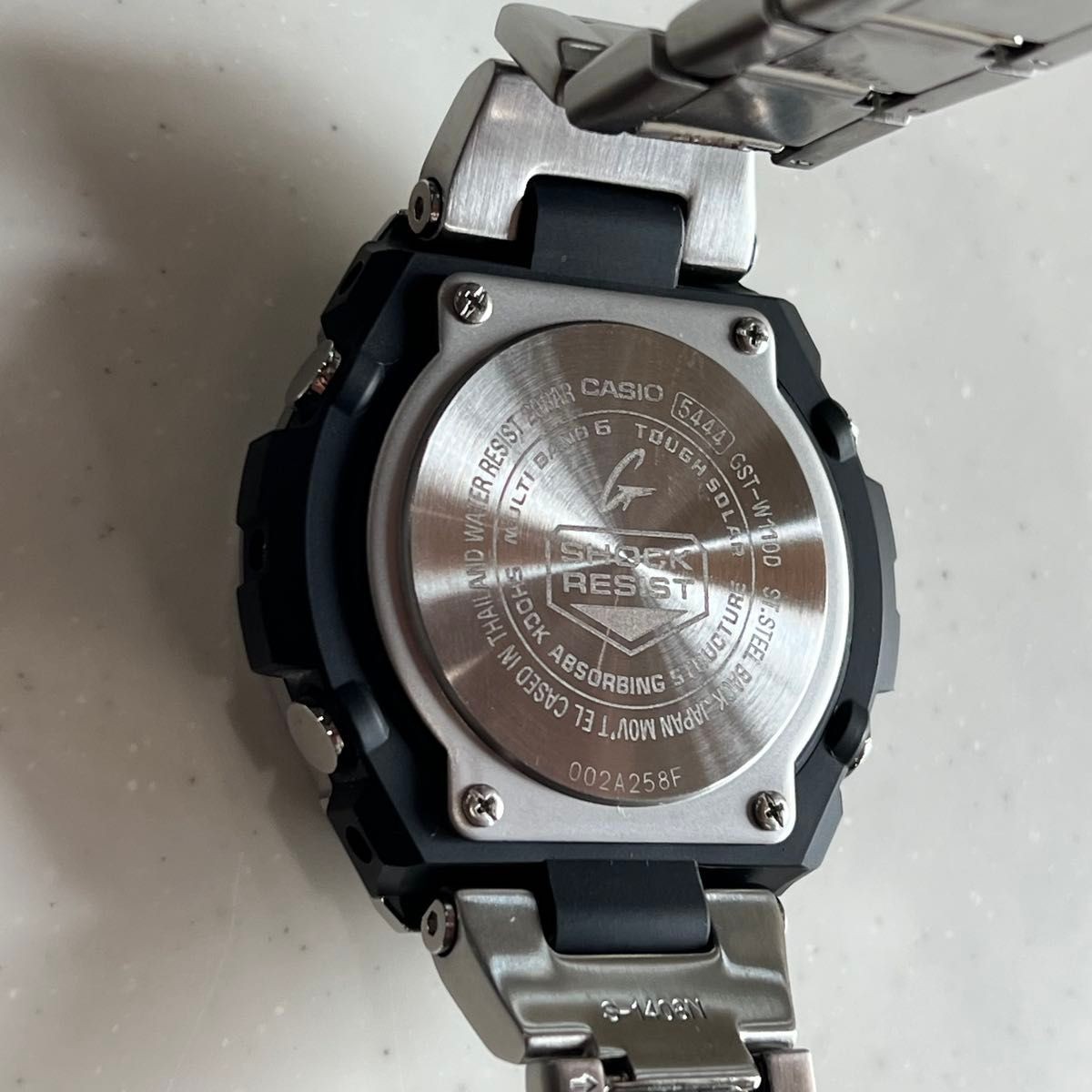 CASIO G SHOCK GST W110D Radio Solar White Metal Band with Box
