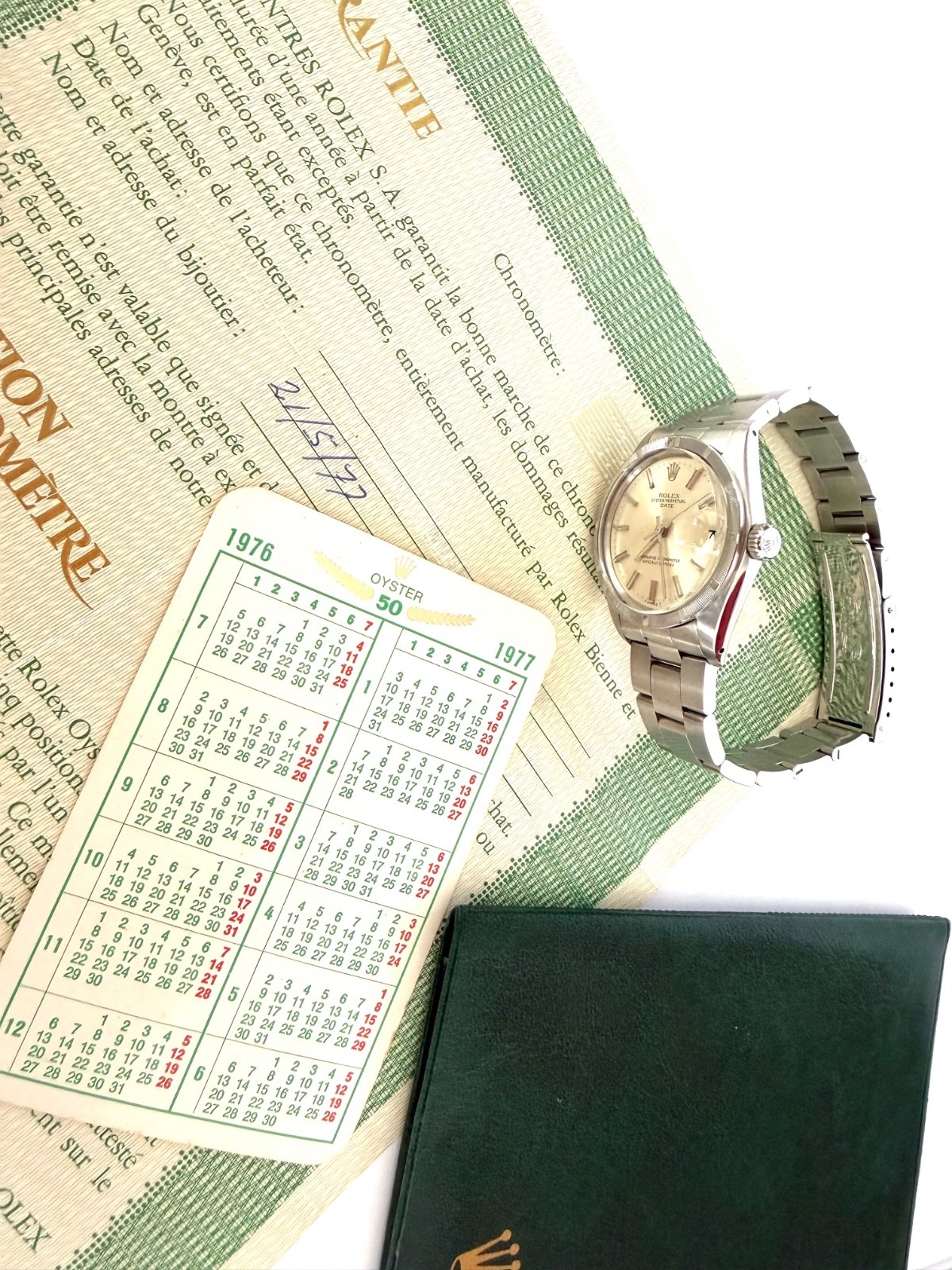 ROLEX VINTAGE WATCH DATE WITH PAPERS