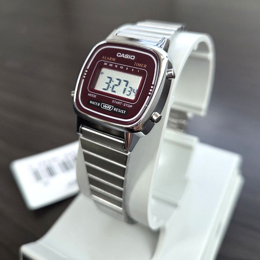 Casio LA-670WA-4DF quartz digital Women Watch Original NEW Worldwide
