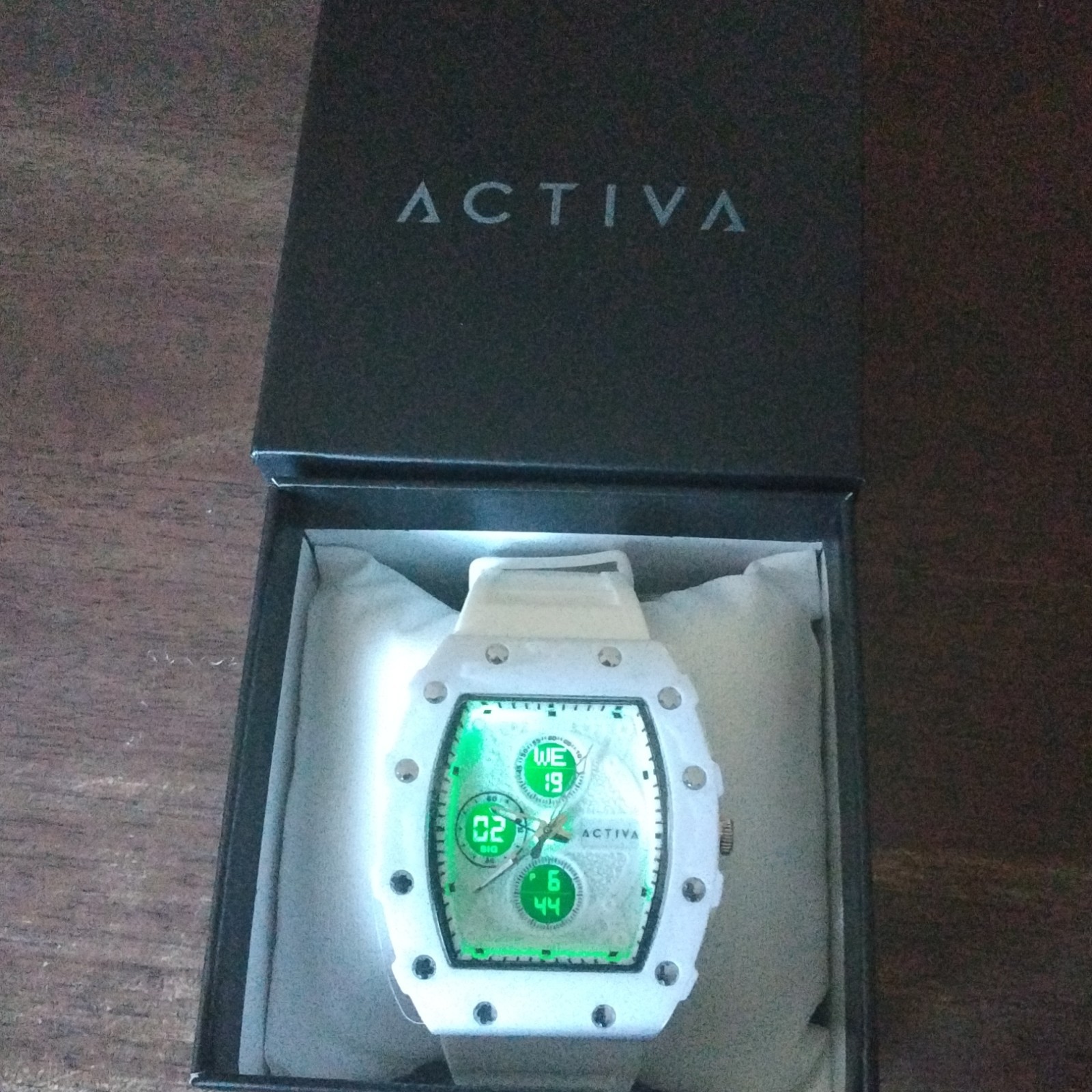 Activa Sport Analog-Digital Quartz Multi-Dial White Rubber Strap Watch w/ Box