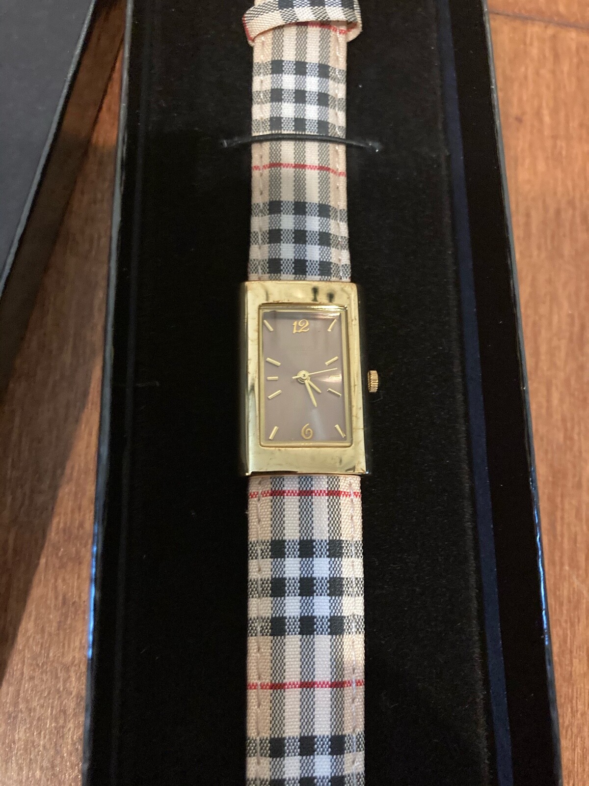 JOAN RIVERS CLASSICS COLLECTION WATCH PLAID BAND NOS,VTG