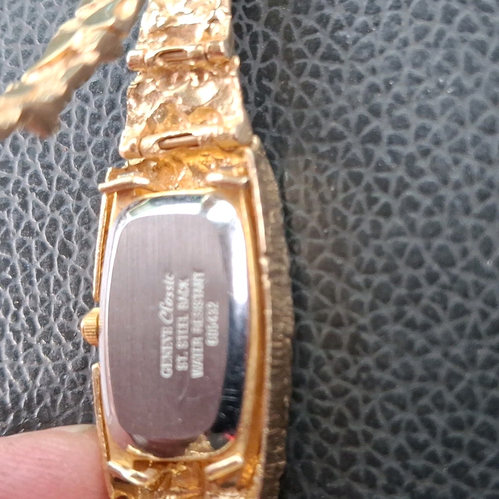 Geneve Classic Women’s Quartz Watch Black Dial Gold-Tone Bracelet
