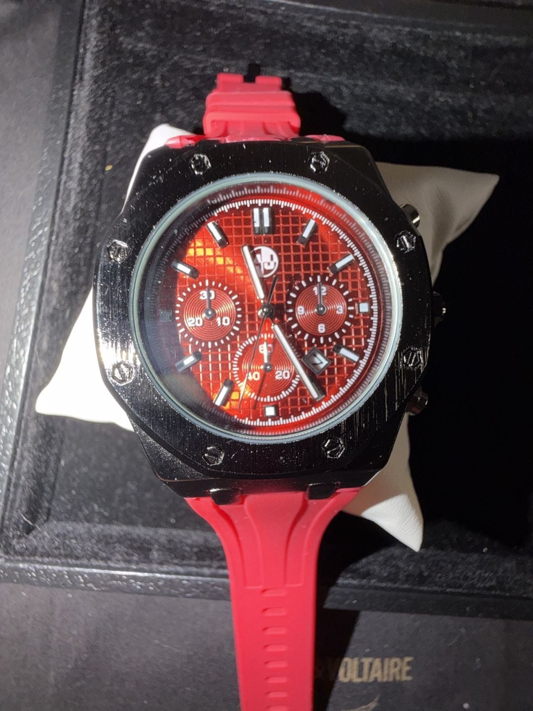 Stainless Steel Chronograph Watch with Red Silicone Strap red face black bezel