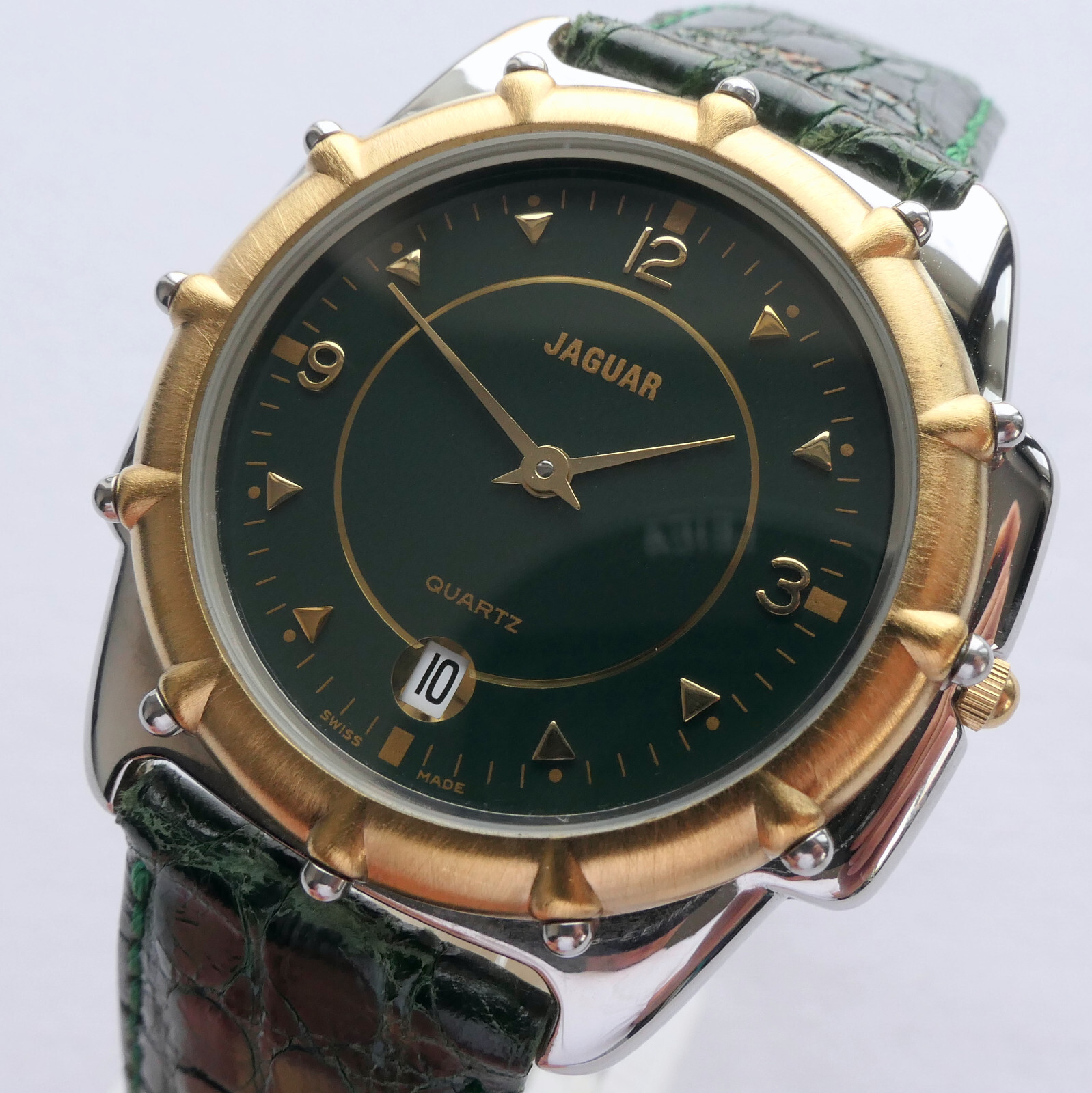 Jaguar Classic Coupe Car Accessory British Racing Green Swiss Made Luxury Watch