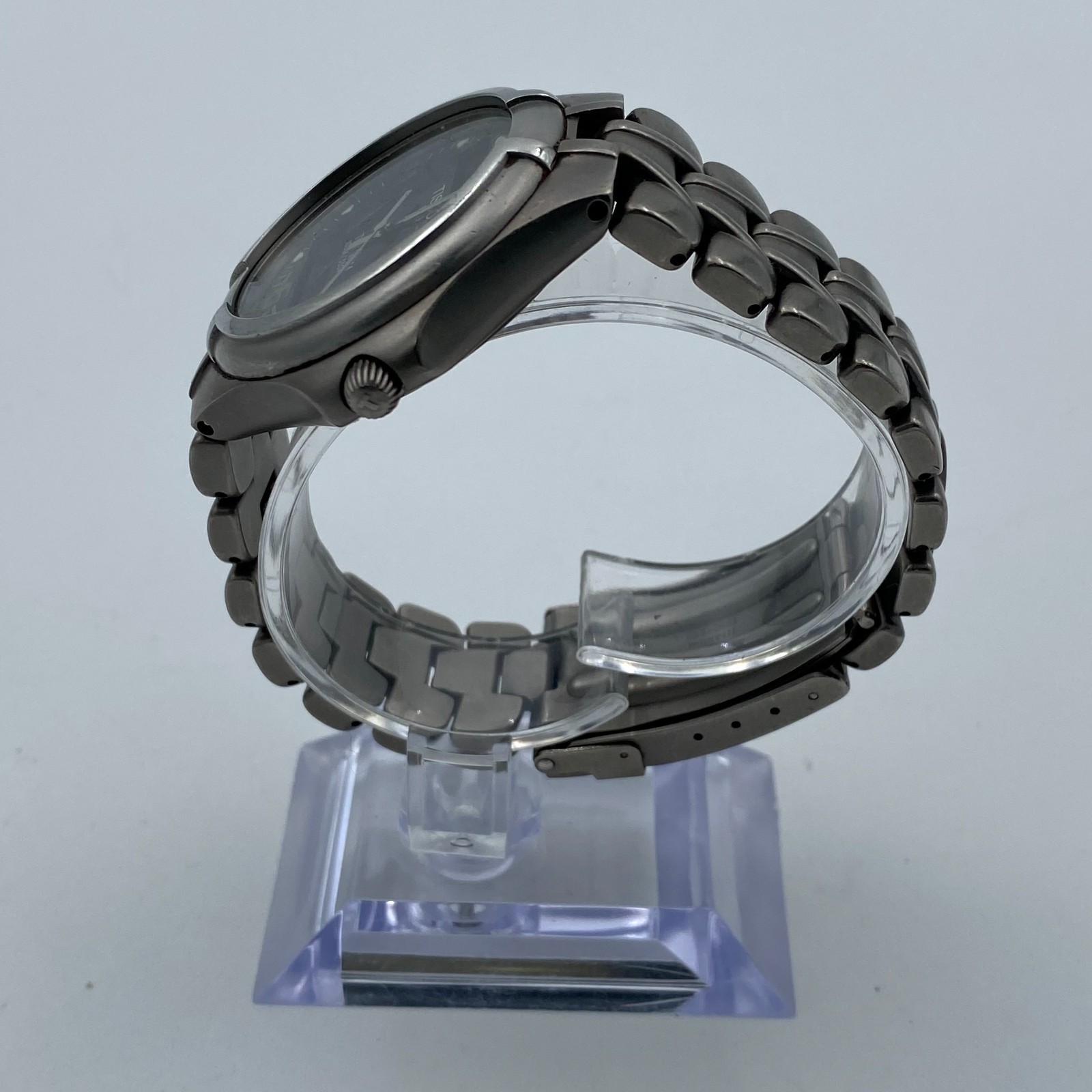 Tissot Titanium T690 Mens Watch
