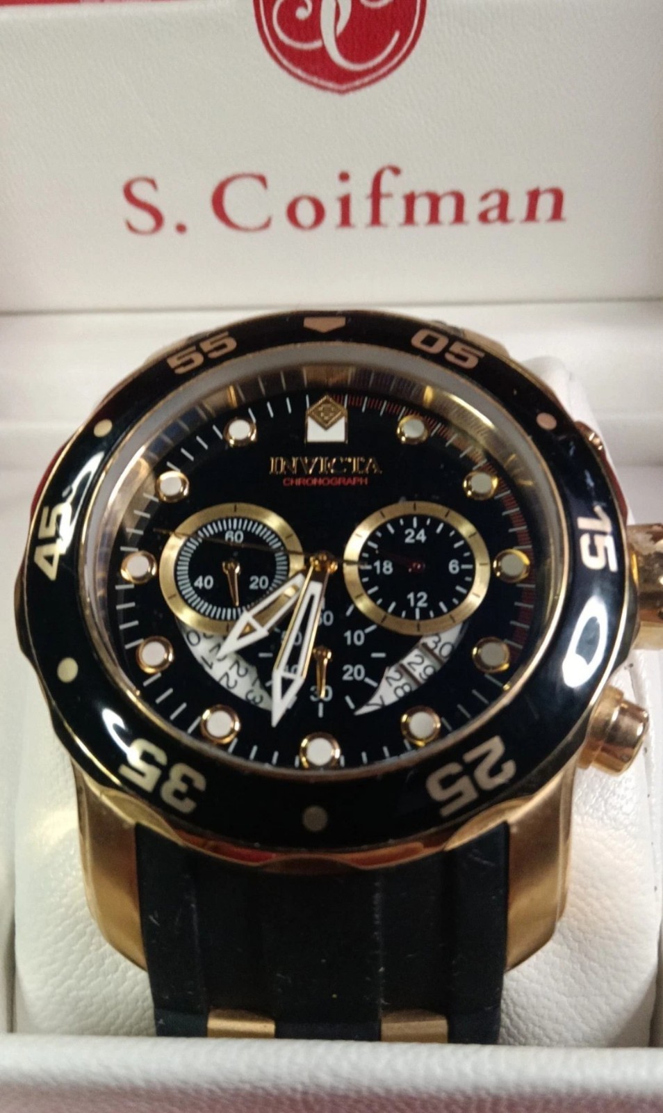 Invicta Pro Diver SCUBA 50mm Black Gold Stainless Steel Case with Black Gold…
