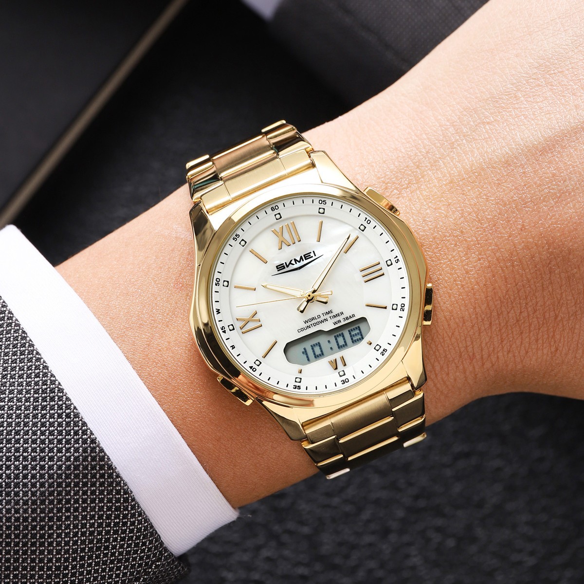 SKMEI Men Quartz Watch Roman Numeral Digital Wristwatch Male Steel LED Watches
