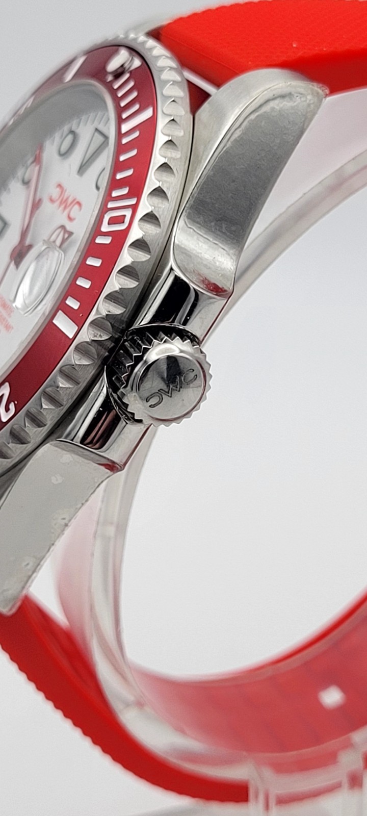 England St George Automatic Divers Watch Football Red Silicone Strap UK Sapphire