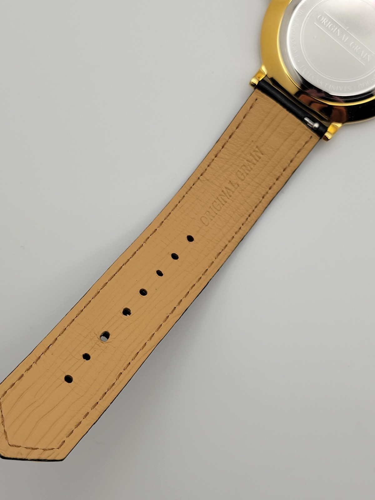 Original Grain “The Minimalist” Men’s Quartz Watch New Battery, White Dial