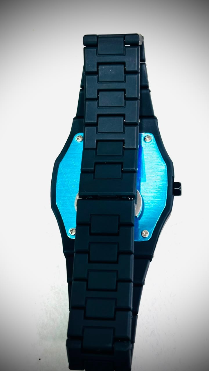 Black Analog Wrist Watch Arabic Numeral Dial Black Metal Bracelet Watch