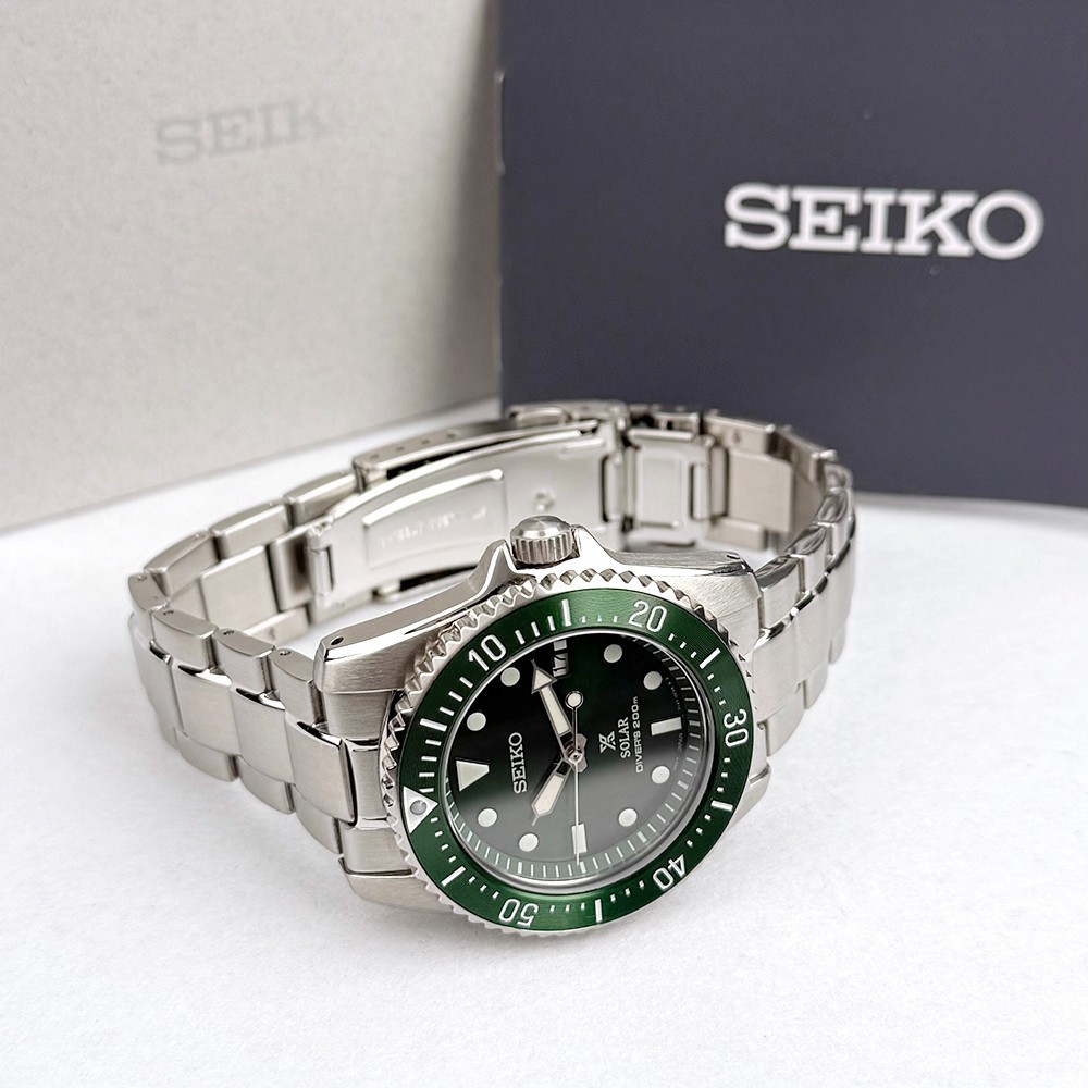 Seiko Men’s Prospex Solar Scuba Green Dial Diver Stainless Watch SNE583