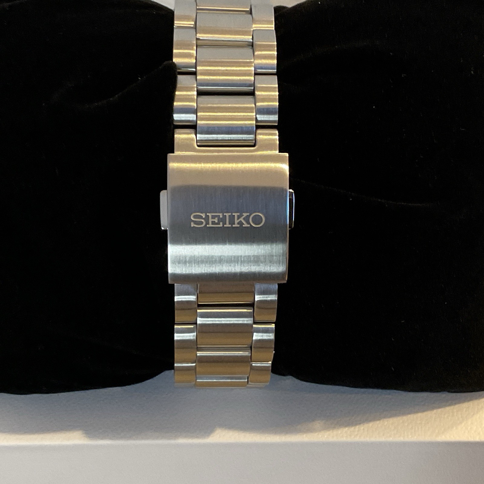 Seiko Prospex Speedtimer Solar Quartz Chronograph Tachymeter 39mm 100m Steel