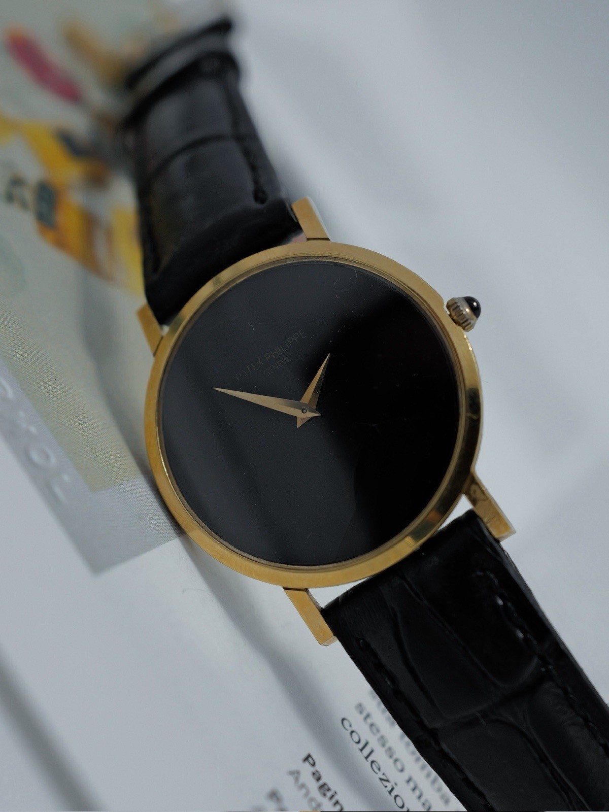 Patek Philippe Calatrava Reg.3512 Case Gold 18K Black Onix Dial With Crack