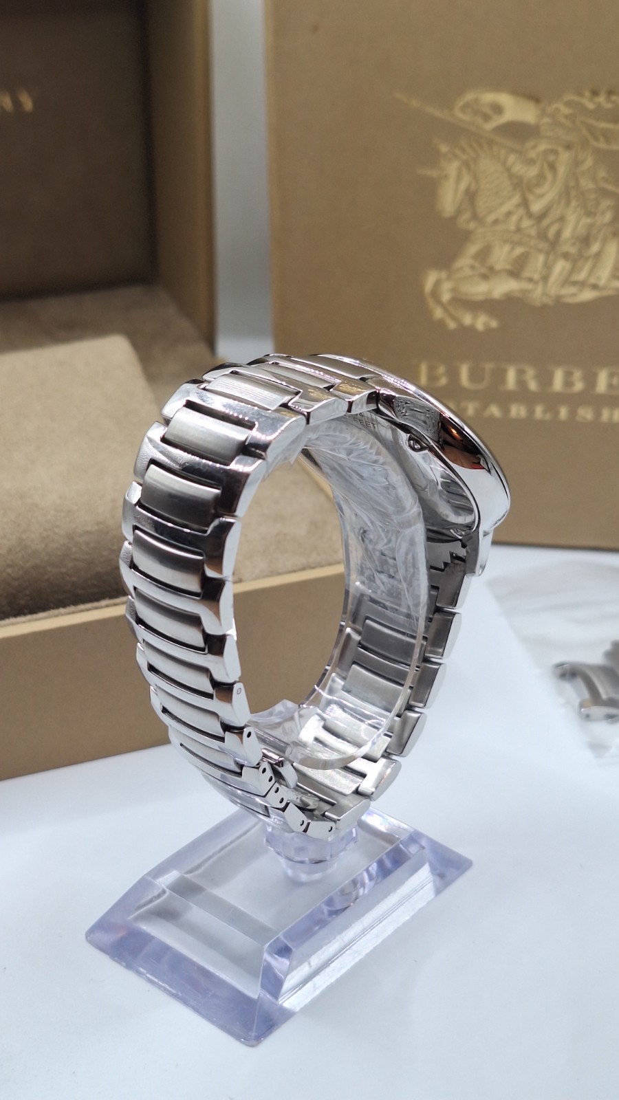 Burberry The Classic Silver Men’s Watch With Tan Coloured Dial BU10004