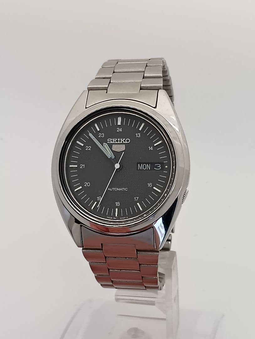 SEIKO 5 Automatic Men s Wristwatch Running From Japan