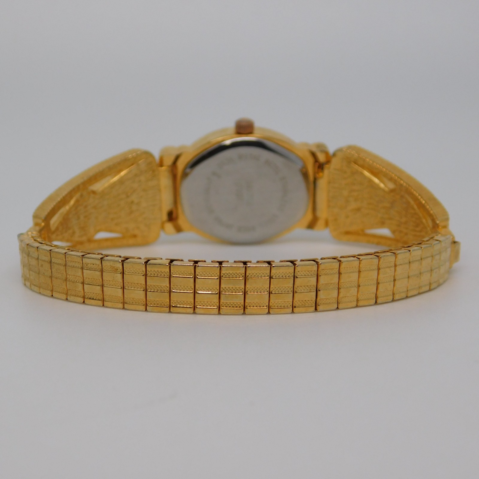 Mother-of-Pearl Inlay Quartz Analog Women’s Watch Sz. 6 1/4″ New Battery