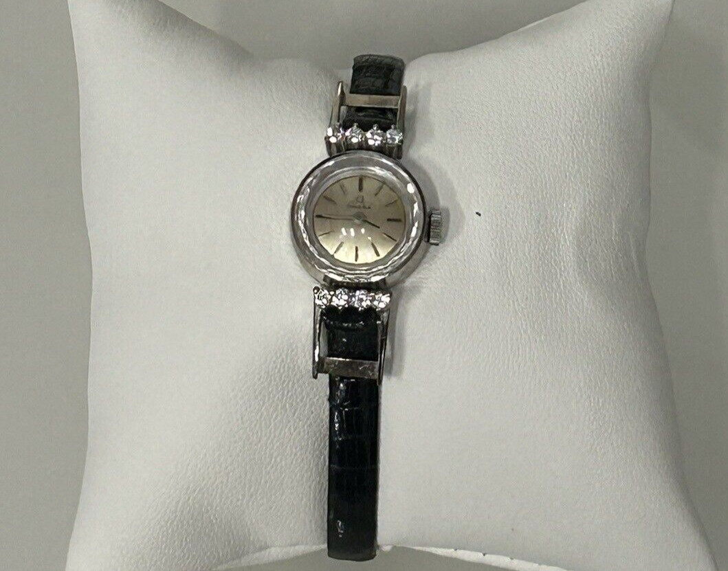 Vintage Omega 18k 750 White Gold Women’s Wind-Up Wrist Watch 0.5ct Diamonds