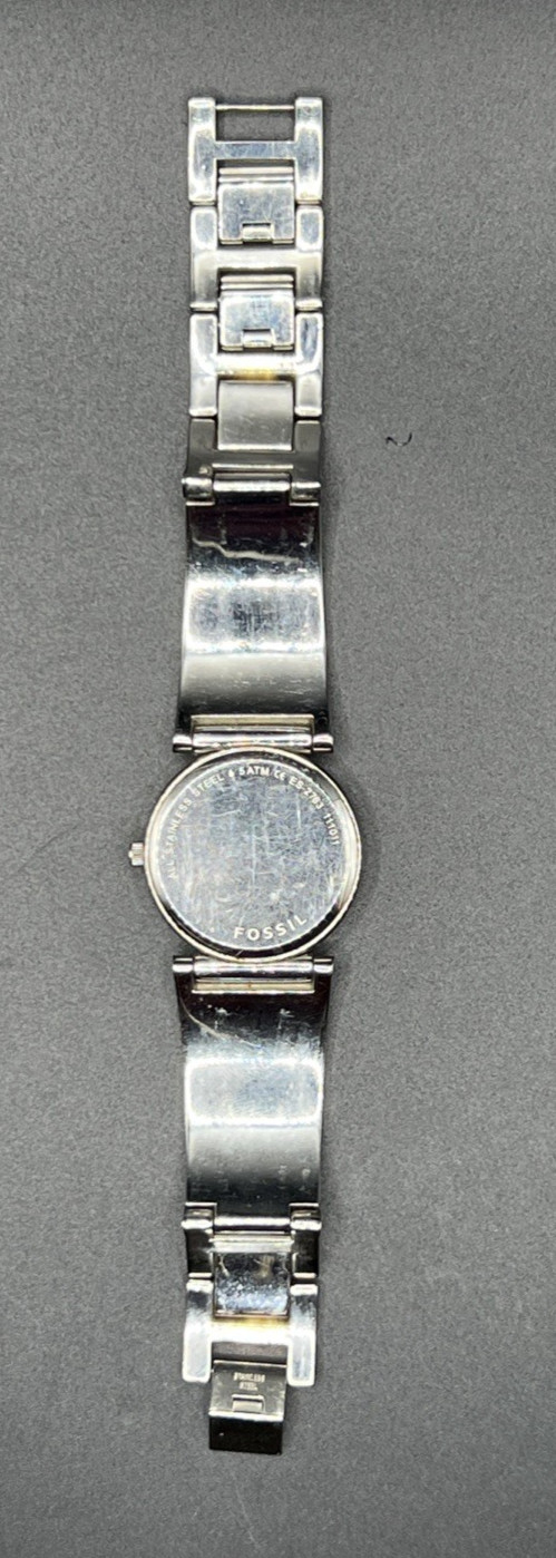 Fossil ES-2763 Women’s Watch Silver Tone Floral Bracelet 30mm Quartz Analog