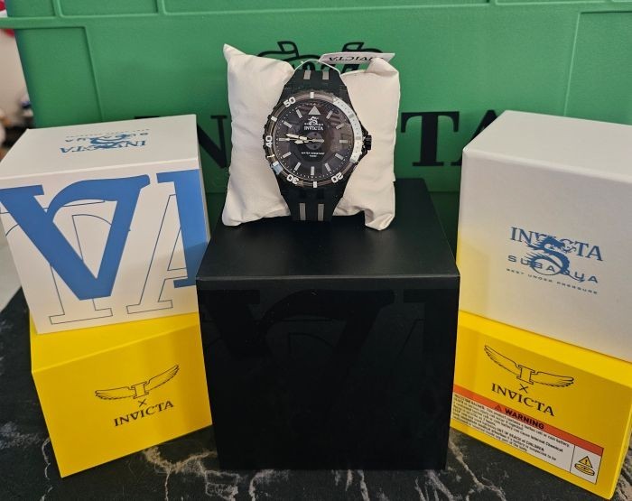 🔥Invicta Subaqua Men’s Watch 44mm- Grey Black And White Rotating Bezel-Silcone
