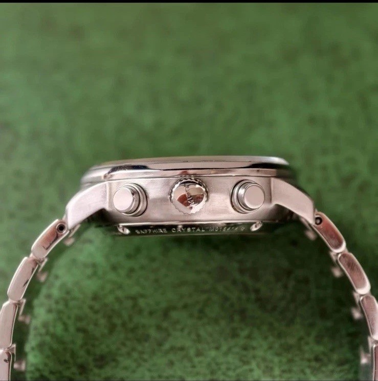 MIDO Commander II Chronograph Day/Date Gray Sunburst Dial M016.414.11.061.00