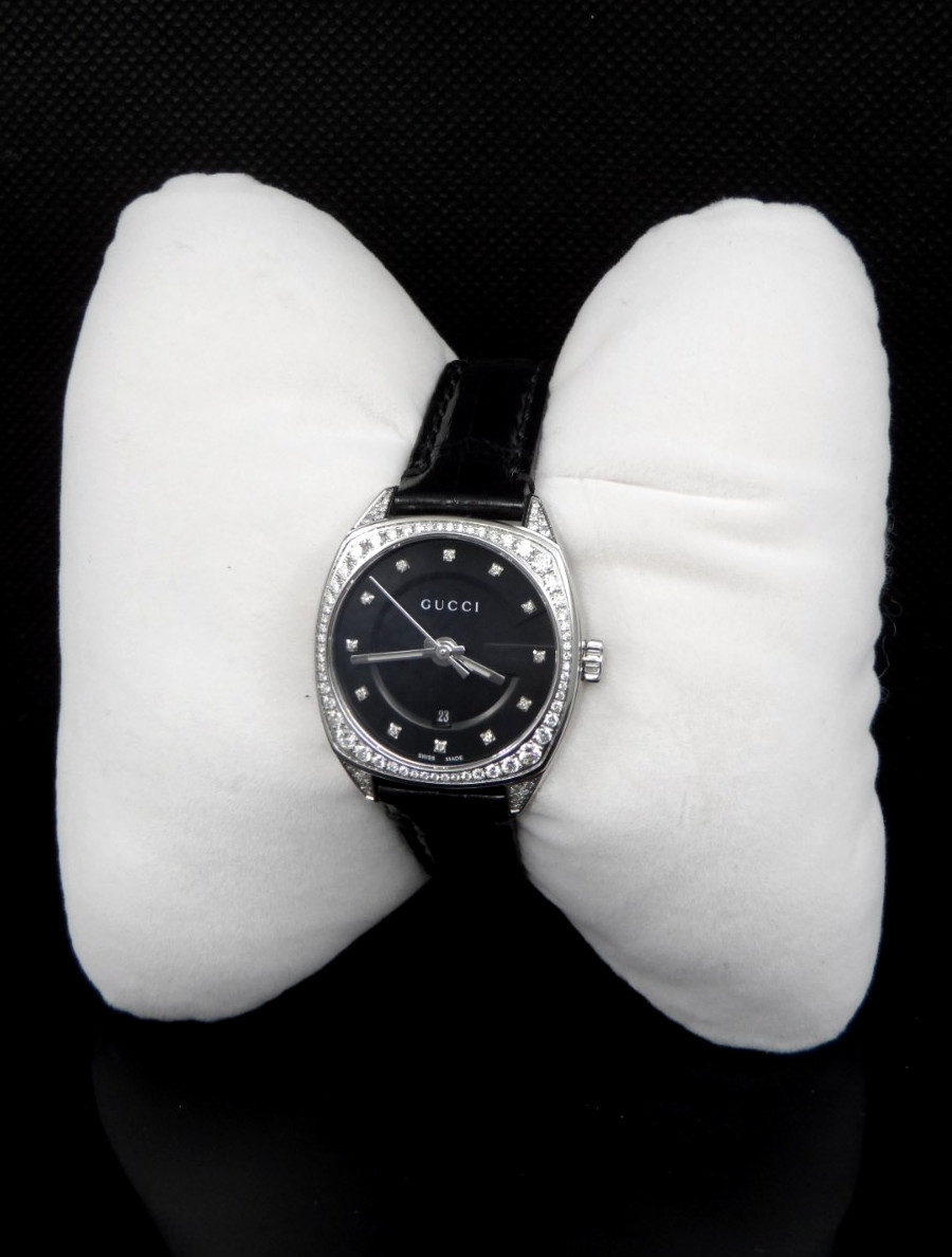 Gucci Black Dial Alligator Leather Band 142.5 Series Diamond Ladies Watch $4500