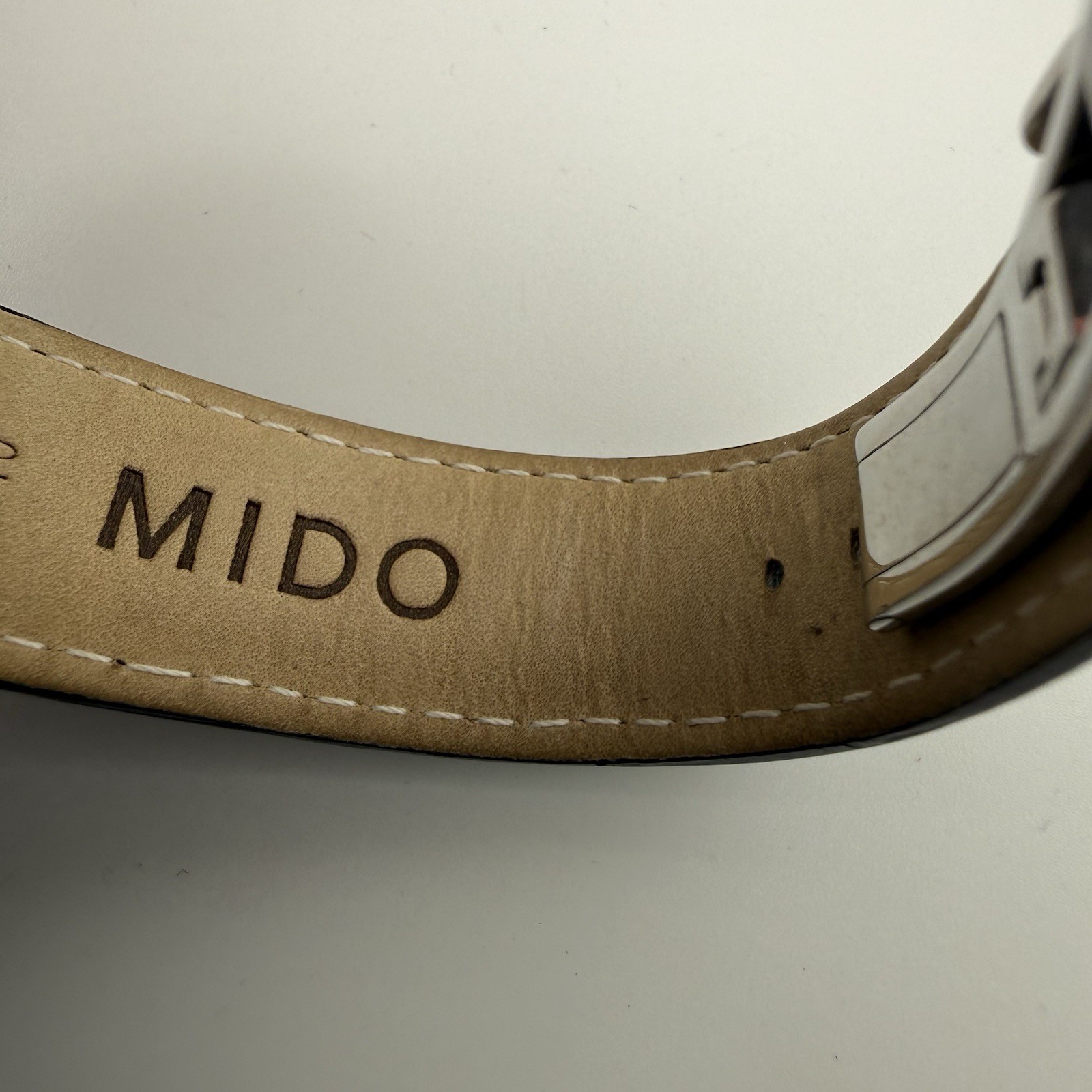 Mido Belluna II 25J Swiss Automatic Watch M024.428A Box & Hang Tag