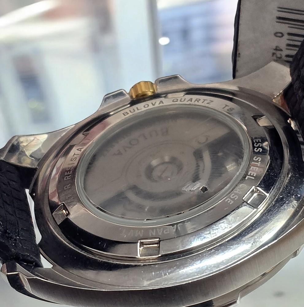 VINTAGE 98G36 BULOVA MOTION QUARTZ KINETIC MILLENIA 100M WATCH NEW NOT WORN