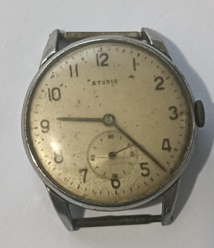 Antique old men wristwatch Studio fond acier inoxydable