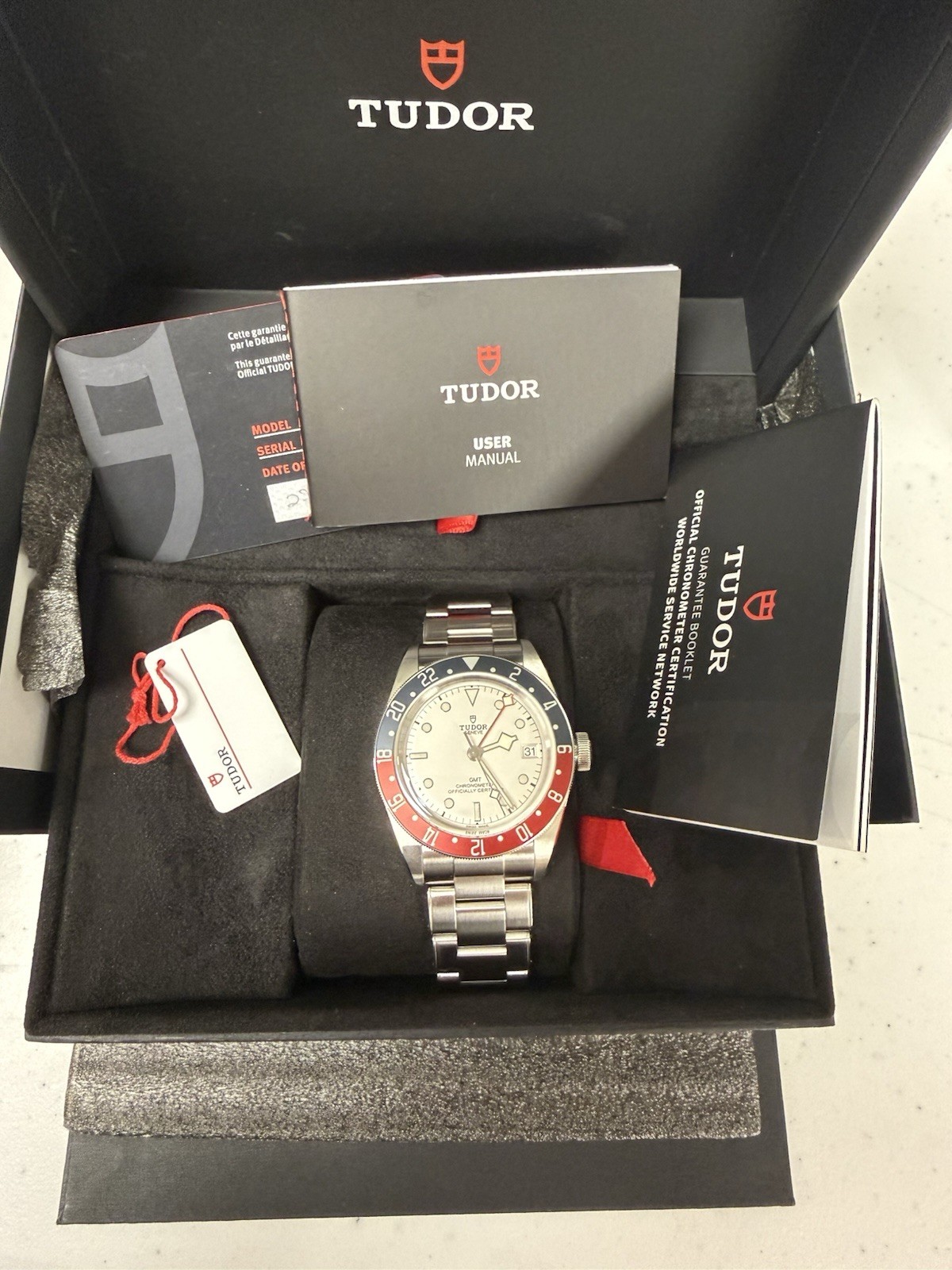TUDOR Black Bay GMT 41mm White Dial Pepsi Bezel Date Box & Manual