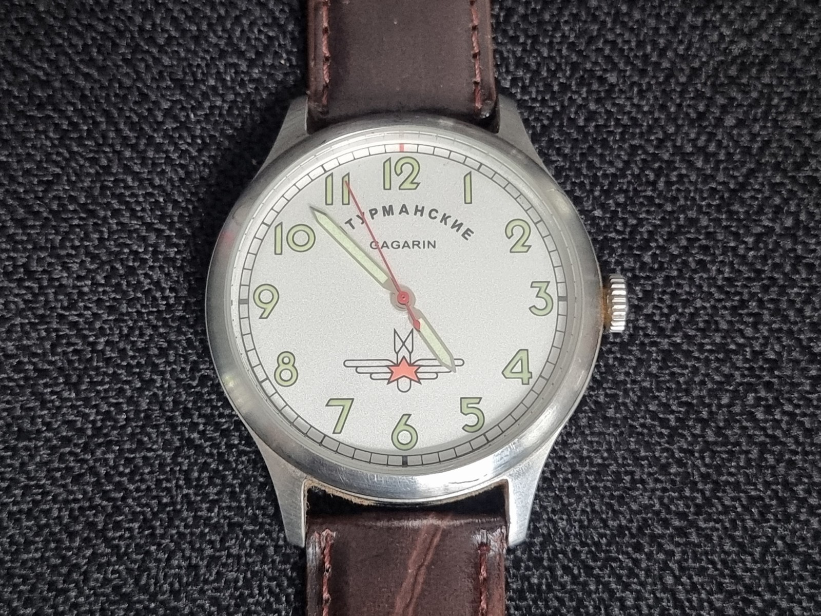 STURMANSKIE YURI GAGARIN COMMEMORATIVE WATCH GREY BLACK & RED A VINTAGE CLASSIC