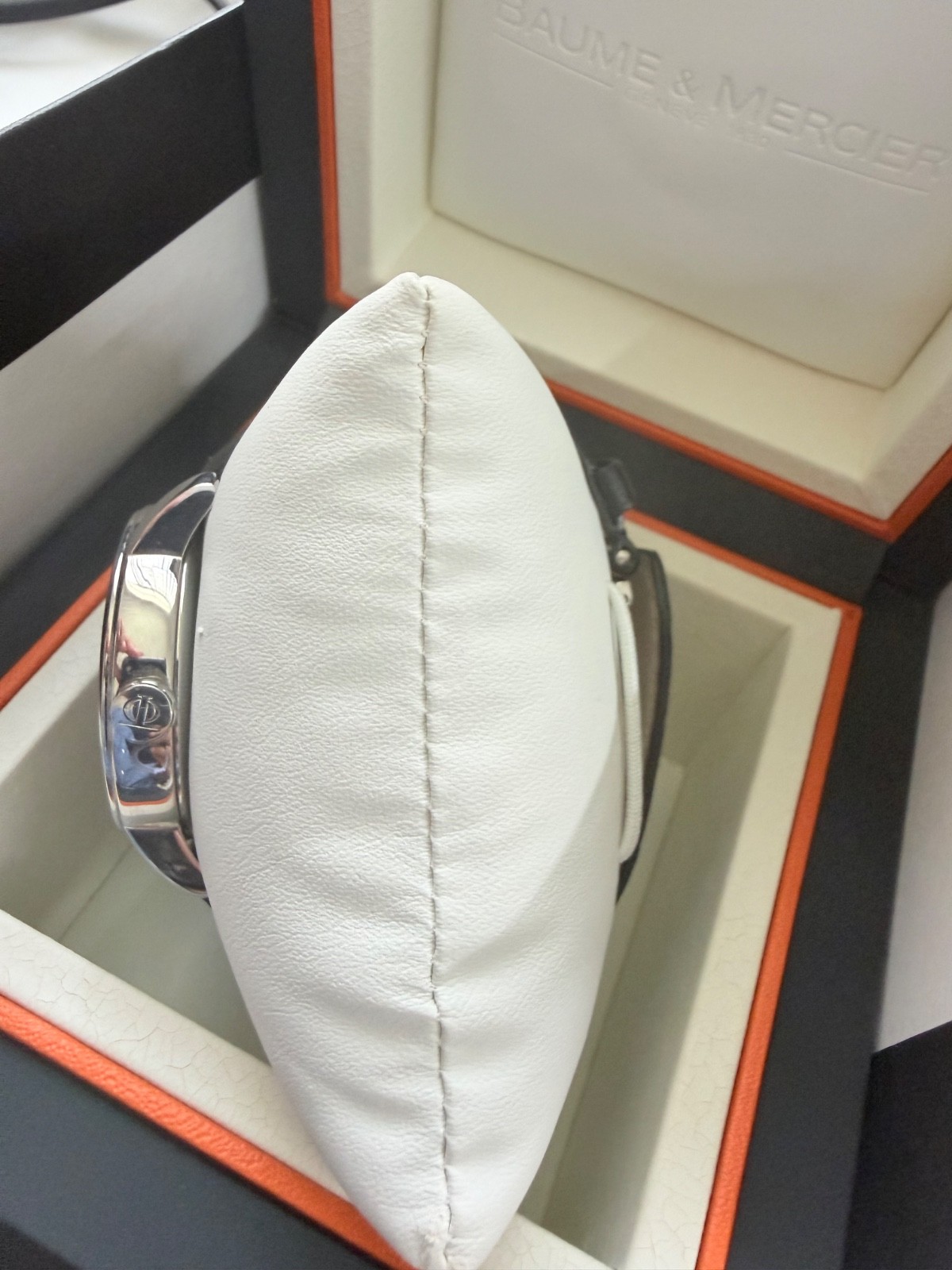 Baume & Mercier Classima XL GMT Automatic 42mm M0A08462 Watch – FULL SET Box