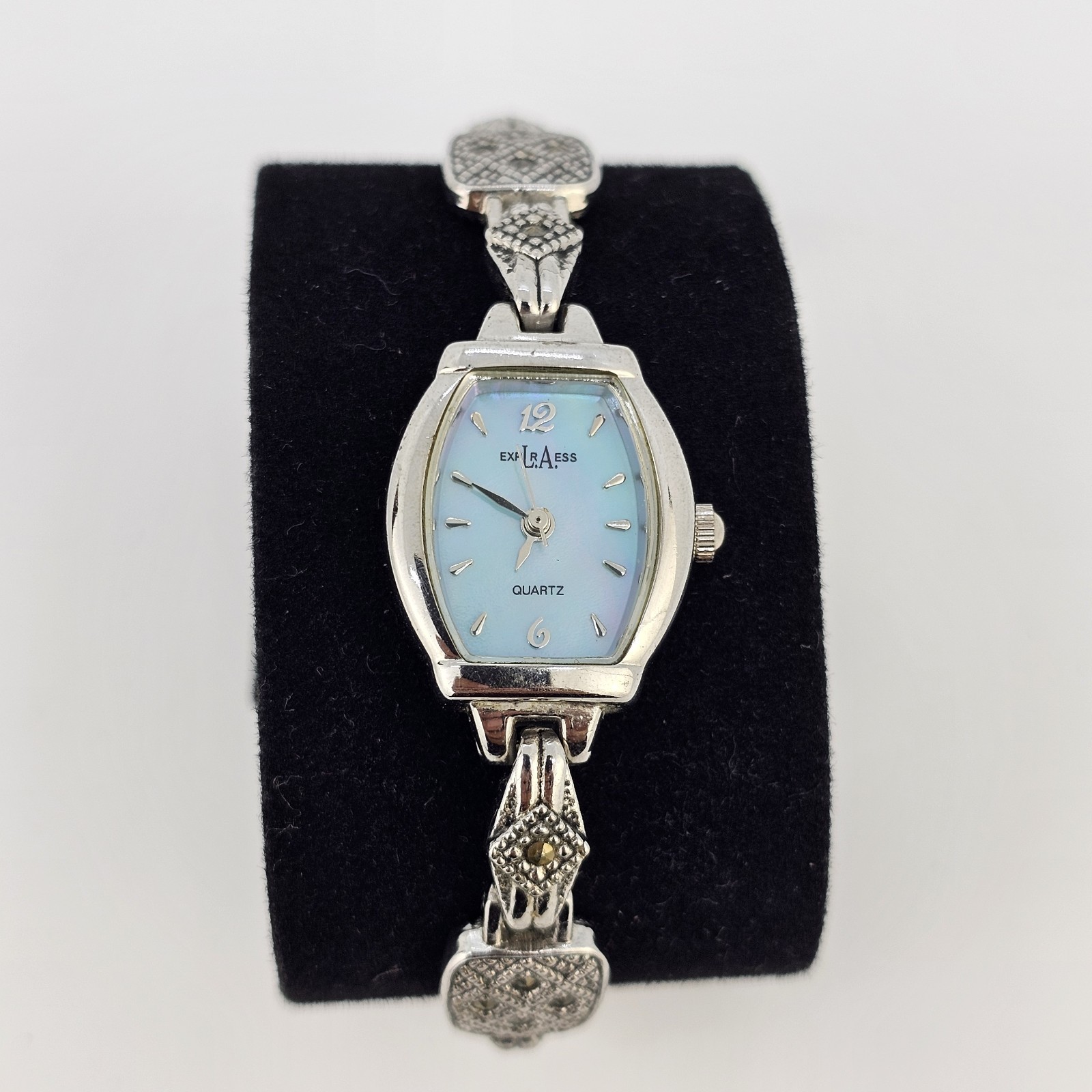 LA Express Women’s Watch 18MM Blue Dial Gray Bracelet Band 6″ New Battery